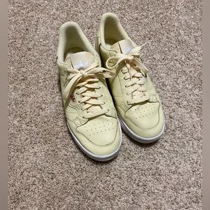 Adidas continental 80